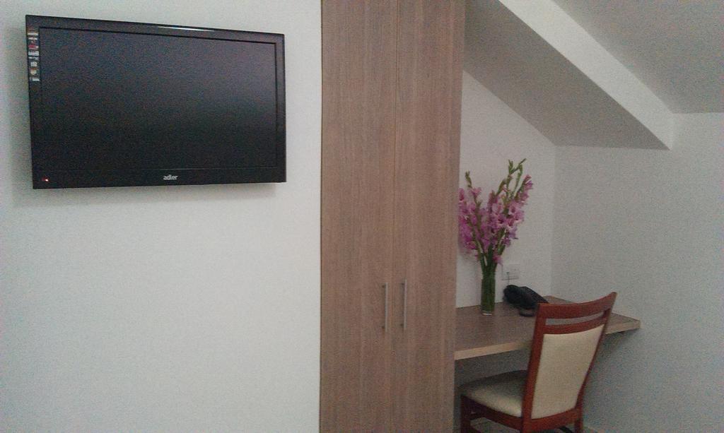 Garni Hotel Plava Laguna Ćuprija Стая снимка
