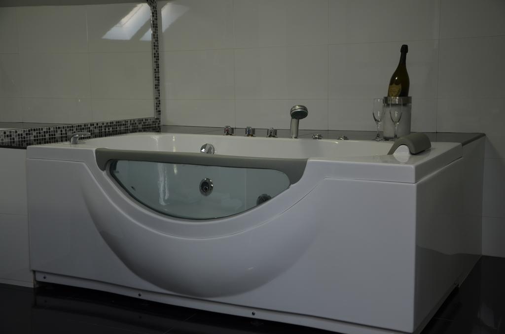 Garni Hotel Plava Laguna Ćuprija Стая снимка